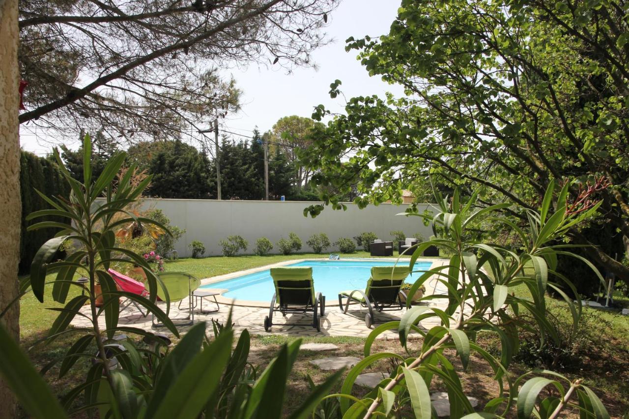 Bed and Breakfast Entre Avignon Et Pont Du Gard Rochefort-du-Gard Zewnętrze zdjęcie